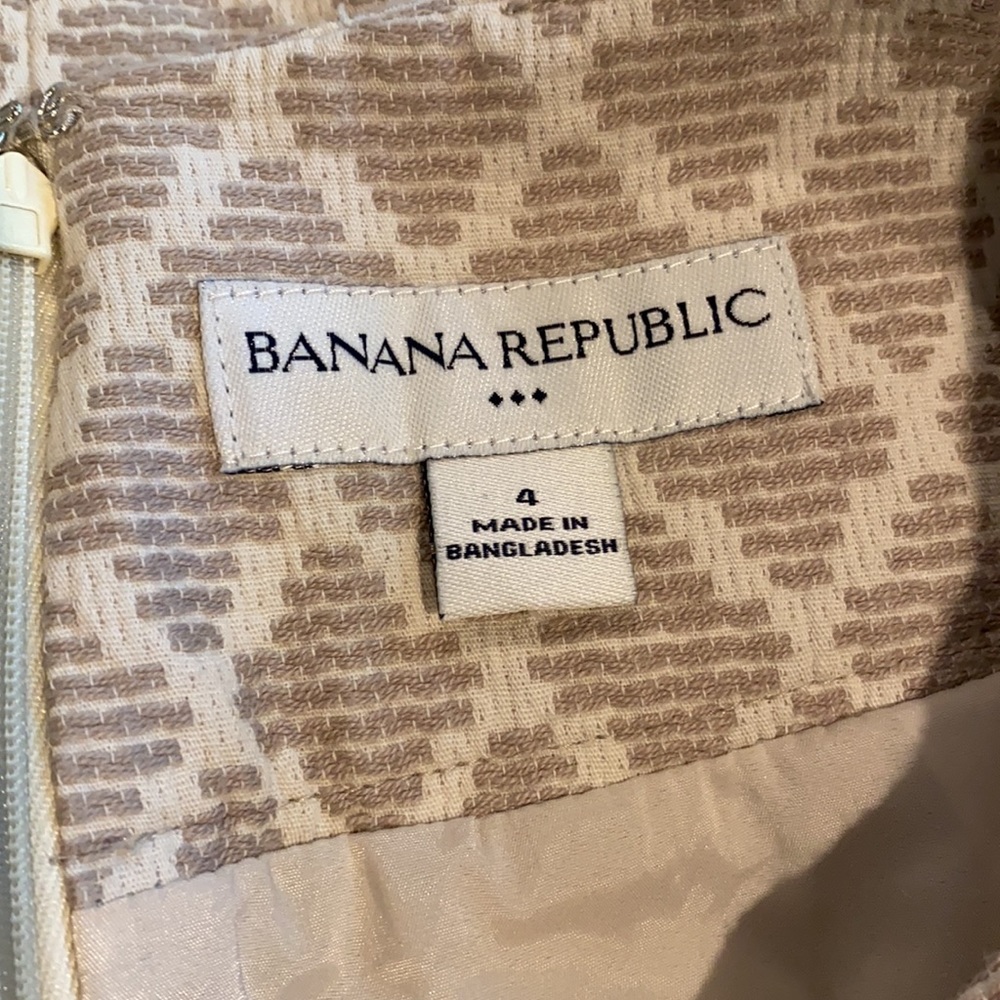 Banana Republic Factory Gorgeous Skirt 4 - Picture 4 of 6